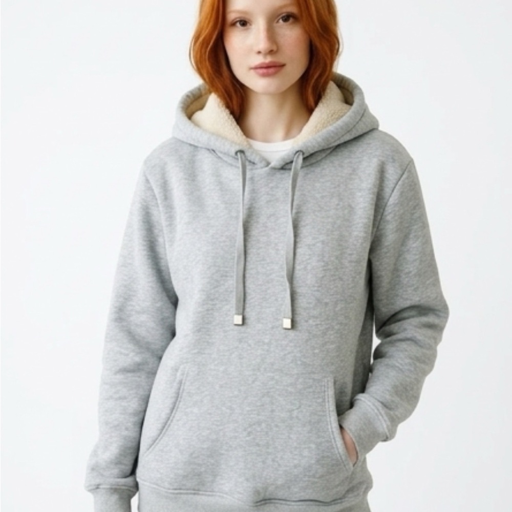 Womens sweatshirt with fleece lining